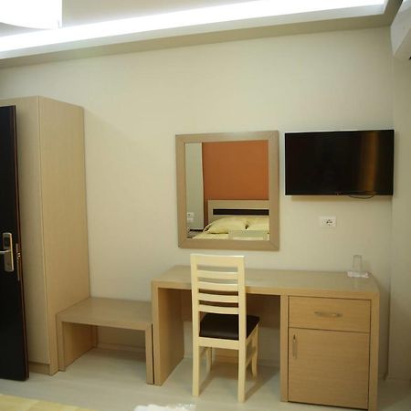 Hotel Pogradeci Dış mekan fotoğraf