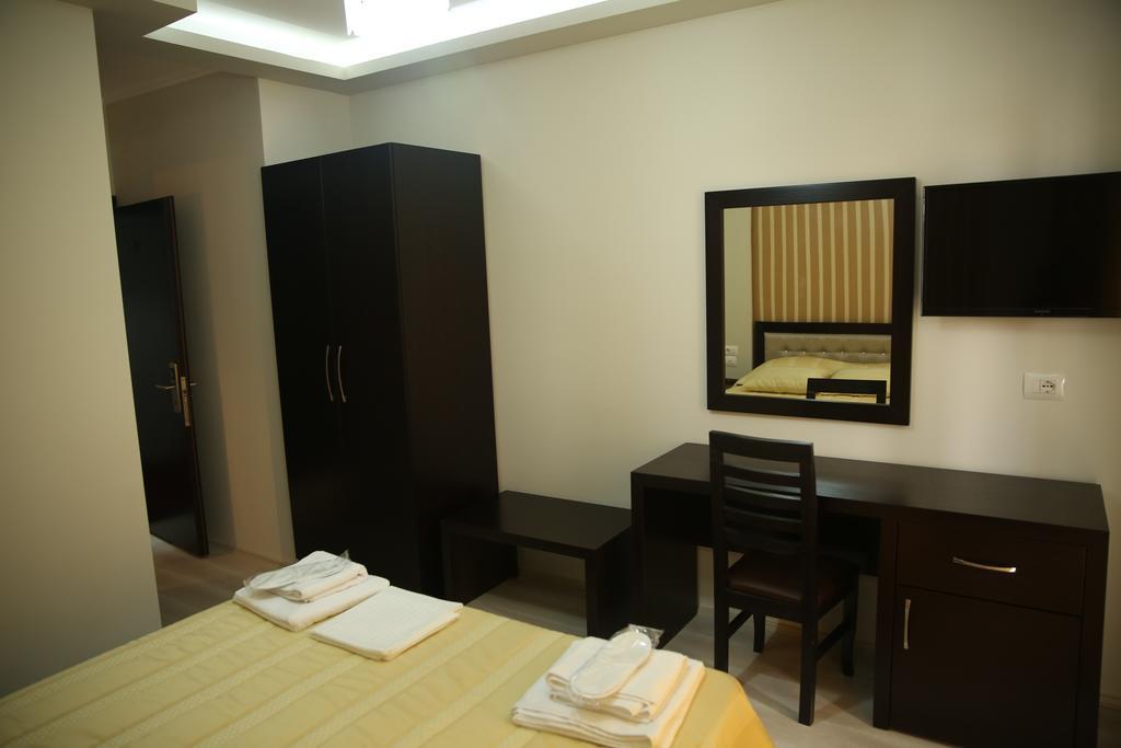 Hotel Pogradeci Oda fotoğraf