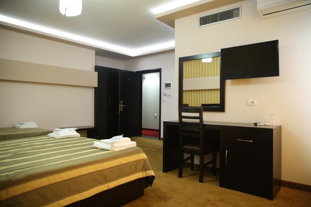 Hotel Pogradeci Oda fotoğraf